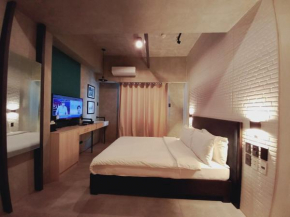Affable 1BR Service Apartment 2px allows 5Px 19088